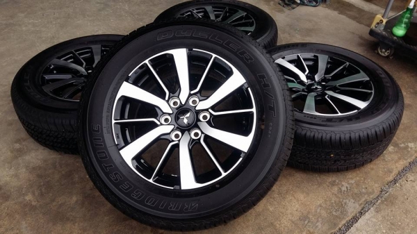 ขายล้อแม็กป้ายแดง pajero 18"