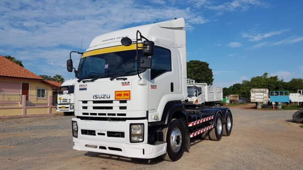 Isuzu 360 แรง ปี 57 สวยสดพร้อมใช้งาน มี 4 คัน ทะเบียนพร้อม Isuzu 360 แรง ปี 57 สวยสดพร้อมใช้งาน มี 4 คัน ทะเบียนพร้อม