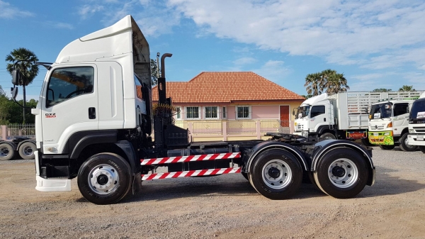 Isuzu 360 แรง ปี 57 สวยสดพร้อมใช้งาน มี 4 คัน ทะเบียนพร้อม