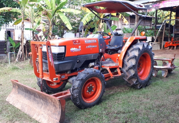 รถไถคูโบต้า L4508Di สภาพดีเล่มพร้อมคับ รถไถคูโบต้า L4508Di สภาพดีเล่มพร้อมคับ