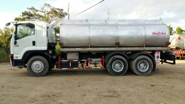 ISUZU FVZ 240 2เพลา แทงค์อลูมิเนียม 16,000ลิตร ปี52 ISUZU FVZ 240 2เพลา แทงค์อลูมิเนียม 16,000ลิตร ปี52