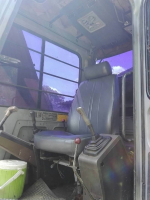 ขาย 499,000 บาท HITACHI EX120-1 เครื่องดี ปั้มแรง โช่หนา เอวแน่น  เอกสารแจ้งจำหน่าย รถอยู่ จ.นครปฐม 090-772-3710 090-772-3708