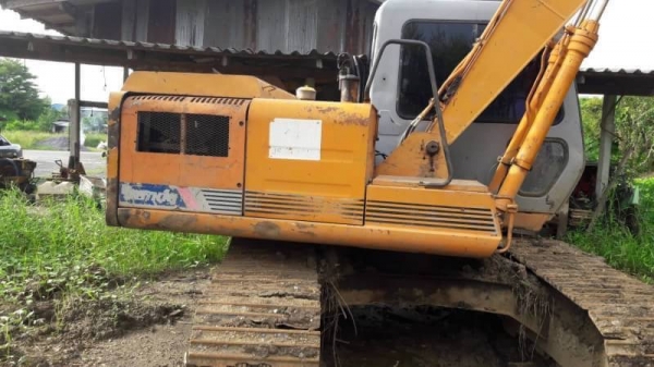 ขาย 499,000 บาท HITACHI EX120-1 เครื่องดี ปั้มแรง โช่หนา เอวแน่น  เอกสารแจ้งจำหน่าย รถอยู่ จ.นครปฐม 090-772-3710 090-772-3708