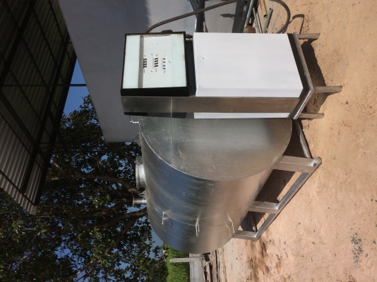 ถัง4700ลิตร+ตู้จ่ายน้ำมัน ถัง4700ลิตร+ตู้จ่ายน้ำมัน