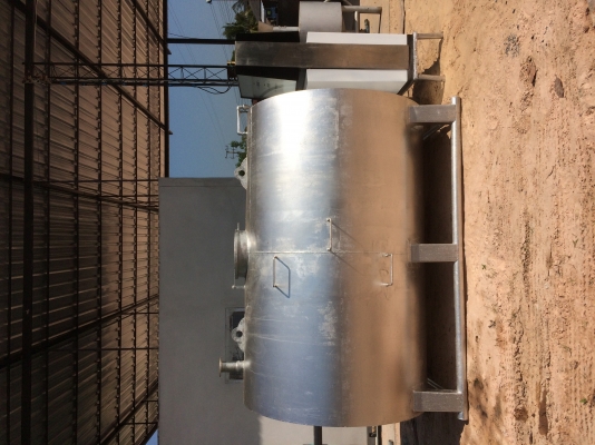 ถัง4700ลิตร+ตู้จ่ายน้ำมัน ถัง4700ลิตร+ตู้จ่ายน้ำมัน