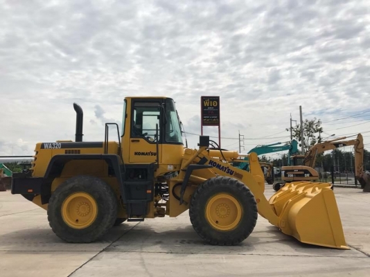 ขาย!! >>> รถตัก Komatsu WA320H-3 4712 ชั่วโมง นำเข้าญี่ปุ่น จัดไฟแนนซ์ได้ <<<  เบอร์ติดต่อ 098-7155789 086-4631102