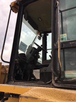 ขาย!! >>> รถตัก CAT 938G 4,906 ชั่วโมง นำเข้าญี่ปุ่น จัดไฟแนนซ์ได้ <<< เบอร์ติดต่อ 098-7155789 086-4631102