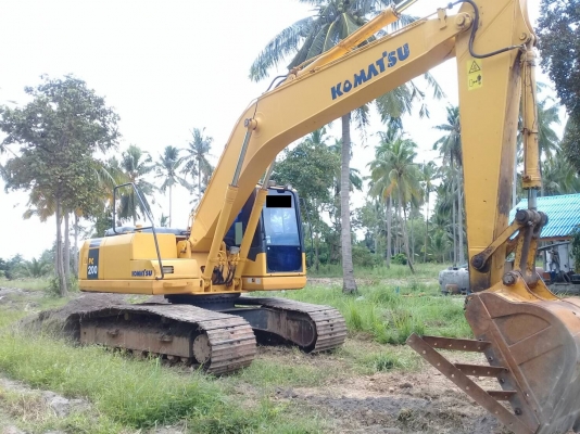 ขาย!! &gt;&gt;&gt; Komatsu Pc200 รุ่น 7 สภาพดี ไมล์ 5,800 ชั่วโมง เล่มทะเบียน &lt;&lt;&lt; เบอร์ติดต