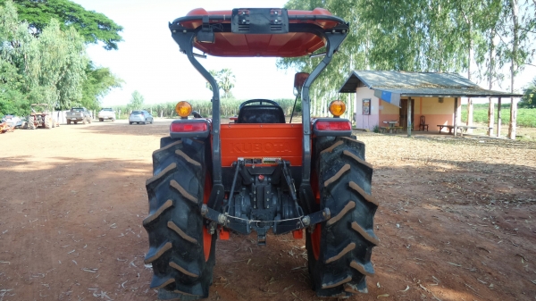 KUBOTA L5018+อุปกรณ์ใบมีดหน้า+ผาน