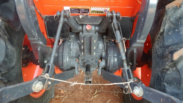 KUBOTA L5018+อุปกรณ์ใบมีดหน้า+ผาน KUBOTA L5018+อุปกรณ์ใบมีดหน้า+ผาน