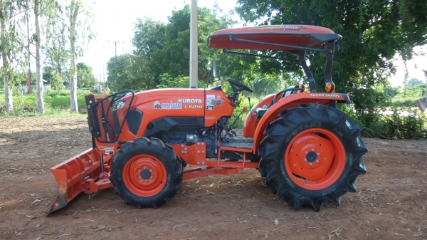 KUBOTA L5018+อุปกรณ์ใบมีดหน้า+ผาน