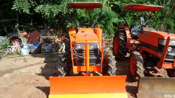 KUBOTA L3408+อุปกรณ์ใบมีดหน้า+ผาน KUBOTA L3408+อุปกรณ์ใบมีดหน้า+ผาน