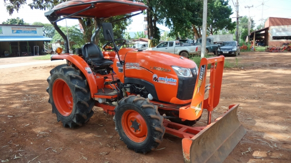 KUBOTA L3608SP+อุปกรณ์ใบมีดหน้า+ผาน KUBOTA L3608SP+อุปกรณ์ใบมีดหน้า+ผาน