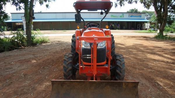 KUBOTA L3608SP+อุปกรณ์ใบมีดหน้า+ผาน