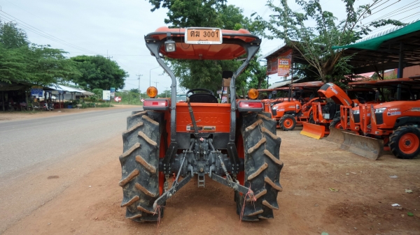 KUBOTA L4708SP+อุปกรณ์ใบมีดหน้า+ผาน