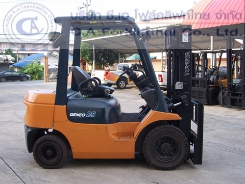ขาย รถโฟล์คลิฟท์ TOYOTA รุ่น 7-FD25