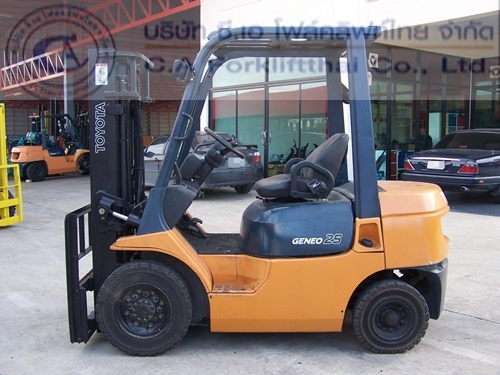 ขาย รถโฟล์คลิฟท์ TOYOTA รุ่น 7-FD25