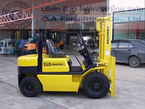 ขาย รถโฟล์คลิฟท์ KOMATSU รุ่น FD25-11