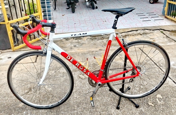 จักรยานเสือหมอบ DE ROSA