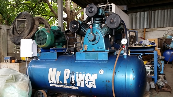 .....ถูกขาย.....ปั้มลม10แรง ถัง300ลิตร