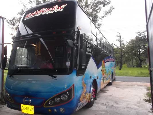 ขายรถบัสพัดลมชั้นครึ่ง 12 เมตรเครื่อง นิสสัน PE 6 275 แรงม้าแคทซี HINOทำสีใหม่ทั้งคัน ทำซุ้มหลังคนขับ ตัดท้ายใหม่ใส่กั๊ก ยางใหม่ 6 เส้นเครื่องเสียงคาราโอเกะครบ หมดไปเป็นล้าน แต่ขาดคนขับ ขายรถบัสพัดลมชั้นครึ่ง 12 เมตรเครื่อง นิสสัน PE 6 275 แรงม้าแคทซี HINOทำสีใหม่ทั้งคัน ทำซุ้มหลังคนขับ ตัดท้ายใหม่ใส่กั๊ก ยางใหม่ 6 เส้นเครื่องเสียงคาราโอเกะครบ หมดไปเป็นล้าน แต่ขาดคนขับ