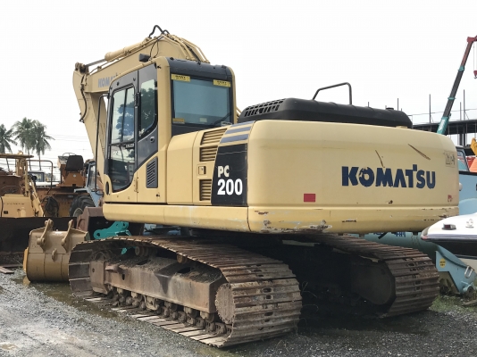 ขายด่วน รถแมคโคร KOMATSU PC200-8