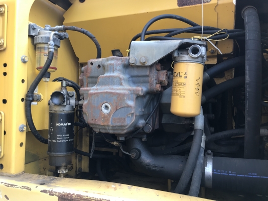 ขายด่วน รถแมคโคร KOMATSU PC200-8