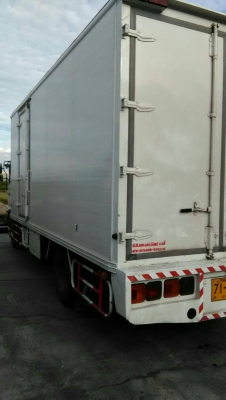 รถบรรทุก 6 ล้อ ตู้แห้ง ยี่ห้อ HINO ตู้ 3 บาน ยาว 5.50 เมตร จดทะเบียนปี 2557 รถบรรทุก 6 ล้อ ตู้แห้ง ยี่ห้อ HINO ตู้ 3 บาน ยาว 5.50 เมตร จดทะเบียนปี 2557