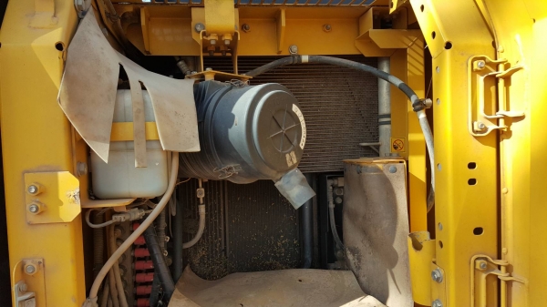 รถขุดPC130-8 เล่มทะเบียน รถทำงานมา 7060.ชั่วโมง เฟมอย่างเดียวที่บางค้องทำใหม่