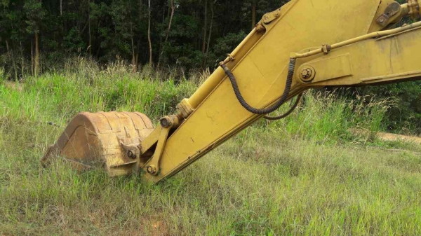 ขายรถขุดใหญ่ CAT330B สภาพดี สวย