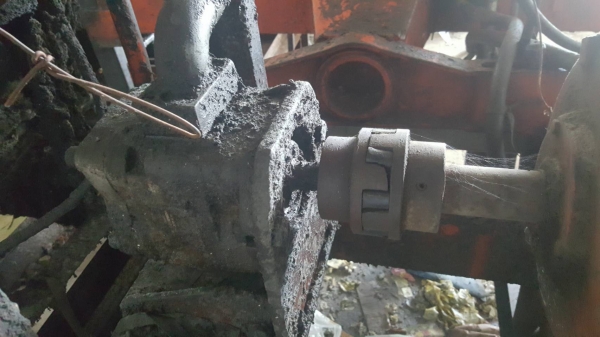 ขาย เครนพับติดคีบ แบบนั่งขับ ปั้มไฮดรอริคใช้มอเตอร์ไฟฟ้า ติดตั้งบนแท่นพร้อมใช้งาน ราคาต่อรองได้ครับ