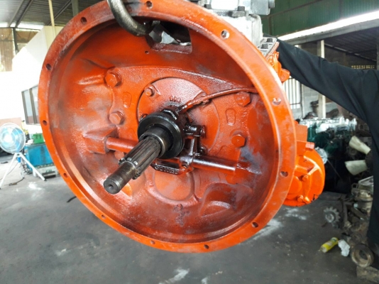 เกียร์ ISUZU ครัช 14''  7เกียร์เดินหน้า มีเกียร์ฝาก