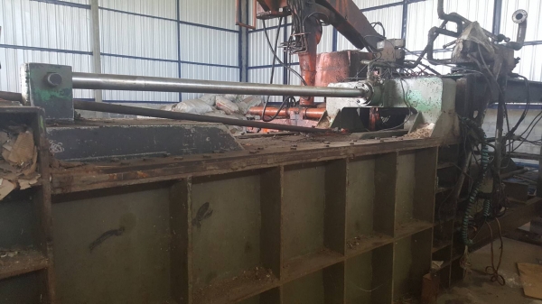 ขาย เครื่องอัด วัสดุรีไซเคิลแบบฝังแนวนอน อุปกรณ์ครบติดตั้ง ราคาต่อรองได้ ขาย เครื่องอัด วัสดุรีไซเคิลแบบฝังแนวนอน อุปกรณ์ครบติดตั้ง ราคาต่อรองได้