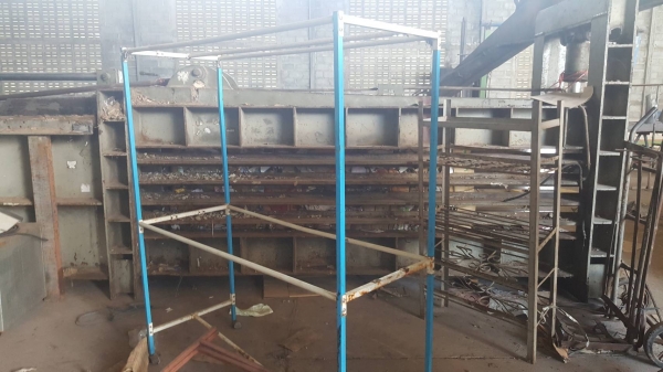 ขาย เครื่องอัด วัสดุรีไซเคิลแบบฝังแนวนอน อุปกรณ์ครบติดตั้ง ราคาต่อรองได้ ขาย เครื่องอัด วัสดุรีไซเคิลแบบฝังแนวนอน อุปกรณ์ครบติดตั้ง ราคาต่อรองได้