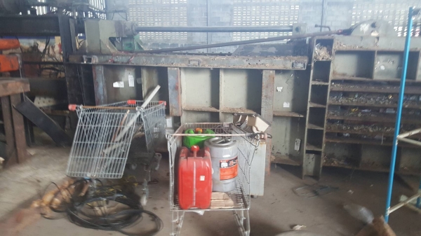 ขาย เครื่องอัด วัสดุรีไซเคิลแบบฝังแนวนอน อุปกรณ์ครบติดตั้ง ราคาต่อรองได้ ขาย เครื่องอัด วัสดุรีไซเคิลแบบฝังแนวนอน อุปกรณ์ครบติดตั้ง ราคาต่อรองได้