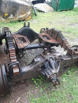 ชุดเพลาแท่นพร้อมแหนบ HINO F17