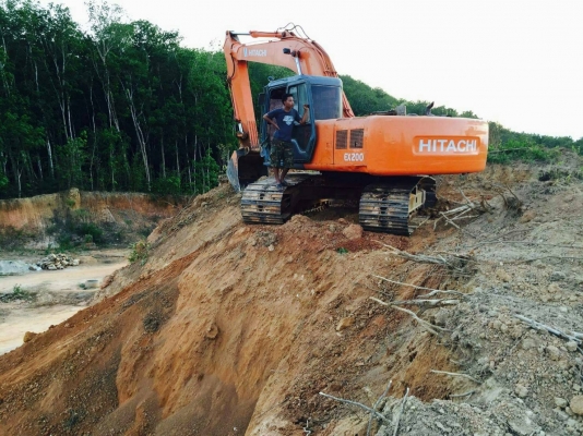 อิตาชิ EX 200-2  ระบบไฟแม็กปั้ม ราคา 470,000 บาท รถนครศรีธรรมราช