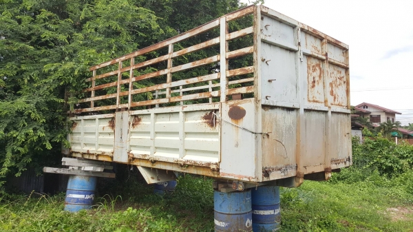 ขาย กระบะเหล็กไม่ดั้ม ยาว 6 เมตร กว้าง 2.40 เมตร สูง 1.80 เมตร คัสซีเทียมกว้าง 84 ซม. พื้นกระบะดี ขาย กระบะเหล็กไม่ดั้ม ยาว 6 เมตร กว้าง 2.40 เมตร สูง 1.80 เมตร คัสซีเทียมกว้าง 84 ซม. พื้นกระบะดี