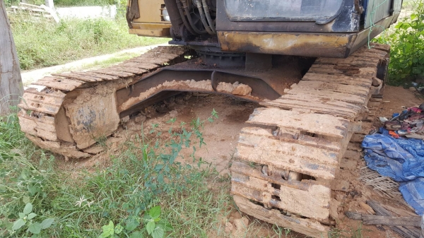 ขาย แบคโฮ CAT E120B เครื่องเดิม ปั้มดี เอวไม่หลวม ช่วงล่างโซ่ไม่สวย โรลเลอร์ต้องเปลี่ยน 6 อัน เอกสารใบซื้อขาย ขาย แบคโฮ CAT E120B เครื่องเดิม ปั้มดี เอวไม่หลวม ช่วงล่างโซ่ไม่สวย โรลเลอร์ต้องเปลี่ยน 6 อัน เอกสารใบซื้อขาย