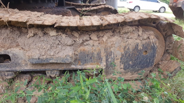 ขาย แบคโฮ CAT E120B เครื่องเดิม ปั้มดี เอวไม่หลวม ช่วงล่างโซ่ไม่สวย โรลเลอร์ต้องเปลี่ยน 6 อัน เอกสารใบซื้อขาย ขาย แบคโฮ CAT E120B เครื่องเดิม ปั้มดี เอวไม่หลวม ช่วงล่างโซ่ไม่สวย โรลเลอร์ต้องเปลี่ยน 6 อัน เอกสารใบซื้อขาย