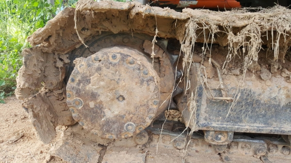 ขาย แบคโฮ CAT E120B เครื่องเดิม ปั้มดี เอวไม่หลวม ช่วงล่างโซ่ไม่สวย โรลเลอร์ต้องเปลี่ยน 6 อัน เอกสารใบซื้อขาย ขาย แบคโฮ CAT E120B เครื่องเดิม ปั้มดี เอวไม่หลวม ช่วงล่างโซ่ไม่สวย โรลเลอร์ต้องเปลี่ยน 6 อัน เอกสารใบซื้อขาย