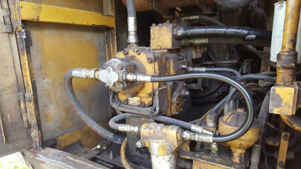 ขาย แบคโฮ CAT E120B เครื่องเดิม ปั้มดี เอวไม่หลวม ช่วงล่างโซ่ไม่สวย โรลเลอร์ต้องเปลี่ยน 6 อัน เอกสารใบซื้อขาย ขาย แบคโฮ CAT E120B เครื่องเดิม ปั้มดี เอวไม่หลวม ช่วงล่างโซ่ไม่สวย โรลเลอร์ต้องเปลี่ยน 6 อัน เอกสารใบซื้อขาย