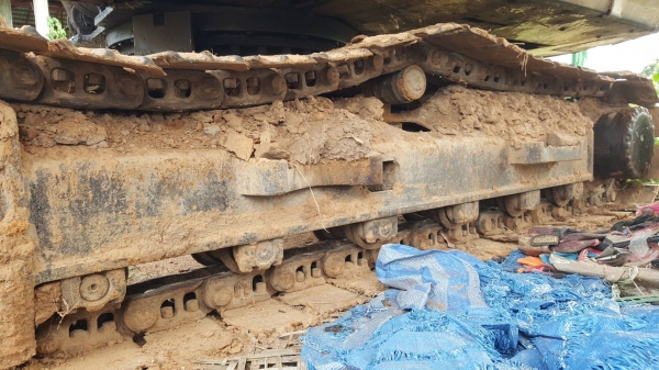 ขาย แบคโฮ CAT E120B เครื่องเดิม ปั้มดี เอวไม่หลวม ช่วงล่างโซ่ไม่สวย โรลเลอร์ต้องเปลี่ยน 6 อัน เอกสารใบซื้อขาย ขาย แบคโฮ CAT E120B เครื่องเดิม ปั้มดี เอวไม่หลวม ช่วงล่างโซ่ไม่สวย โรลเลอร์ต้องเปลี่ยน 6 อัน เอกสารใบซื้อขาย