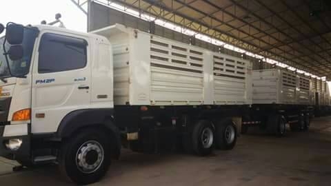 สิบล้อ ฮีโน่ VECTOR 380ปี58 แม่ลูก.ดั้มสามมิต 3คาน รถห้าง มือเดียวป้ายเเดง สภาพดีสวยจัดใช้งานน้อย สภาพพร้อมใช้สุดๆ เล่ม,ทะเบียน พร้อมโอน ขาย 3,150,000บ.รถสวยๆพร้อมใช้งาน