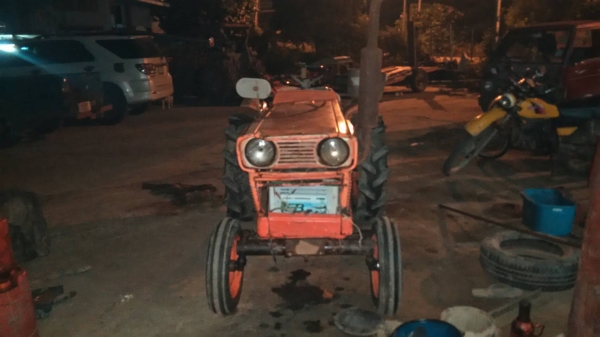 รถไถคูโบต้ารุ่นL2000