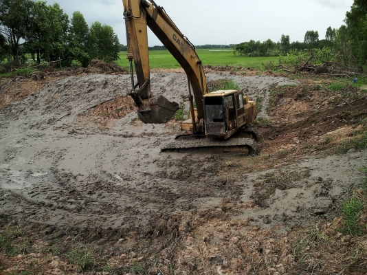 ขาย!! >>> CAT E200B ราคา 385,000 บาท <<< เบอร์ติดต่อ 098-7155789 086-4631102