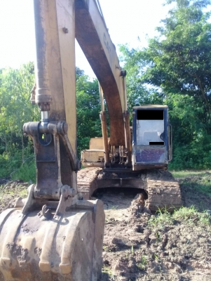 ขาย!! >>> CAT E200B ราคา 385,000 บาท <<< เบอร์ติดต่อ 098-7155789 086-4631102