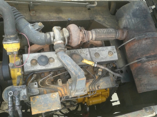 ขาย!! >>> Komatsu Pc200 รุ่น 6 ไฟฟ้าครบ พร้อมใช้งาน <<< เบอร์ติดต่อ 098-7155789 086-4631102