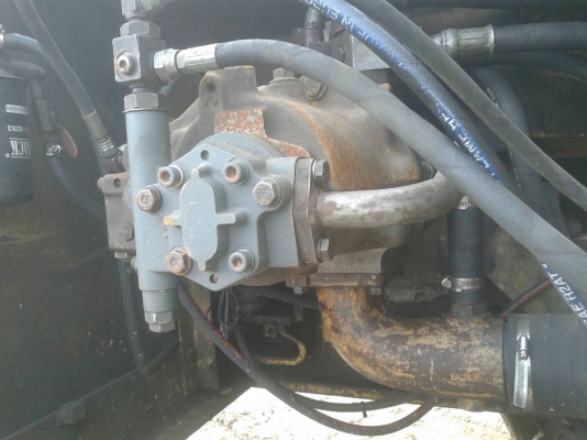 ขาย!! >>> Komatsu Pc200 รุ่น 6 ไฟฟ้าครบ พร้อมใช้งาน <<< เบอร์ติดต่อ 098-7155789 086-4631102