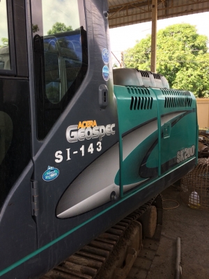 ขายรถแบคโฮ KOBELCO SK200